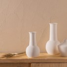 Vase hvit keramikk, håndlaget 16x16x30 thumbnail