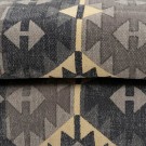 Lenestol svart-taupe velvet tre 91x90x95 thumbnail