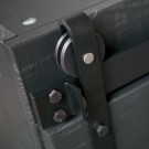 Slide låveskap grovsaget furu svart [fsc] thumbnail