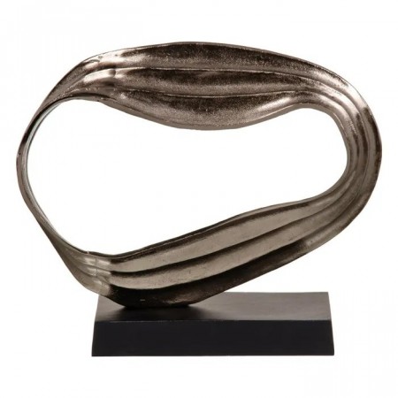 Sølv farget figur 52x15x46