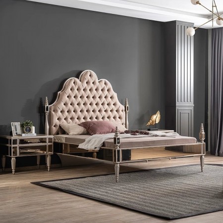 Cavalli bed 180 x 200 m/ madrass Høyde 204 cm